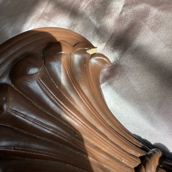 Brown and tan wall shelf - Picture 3 of 6